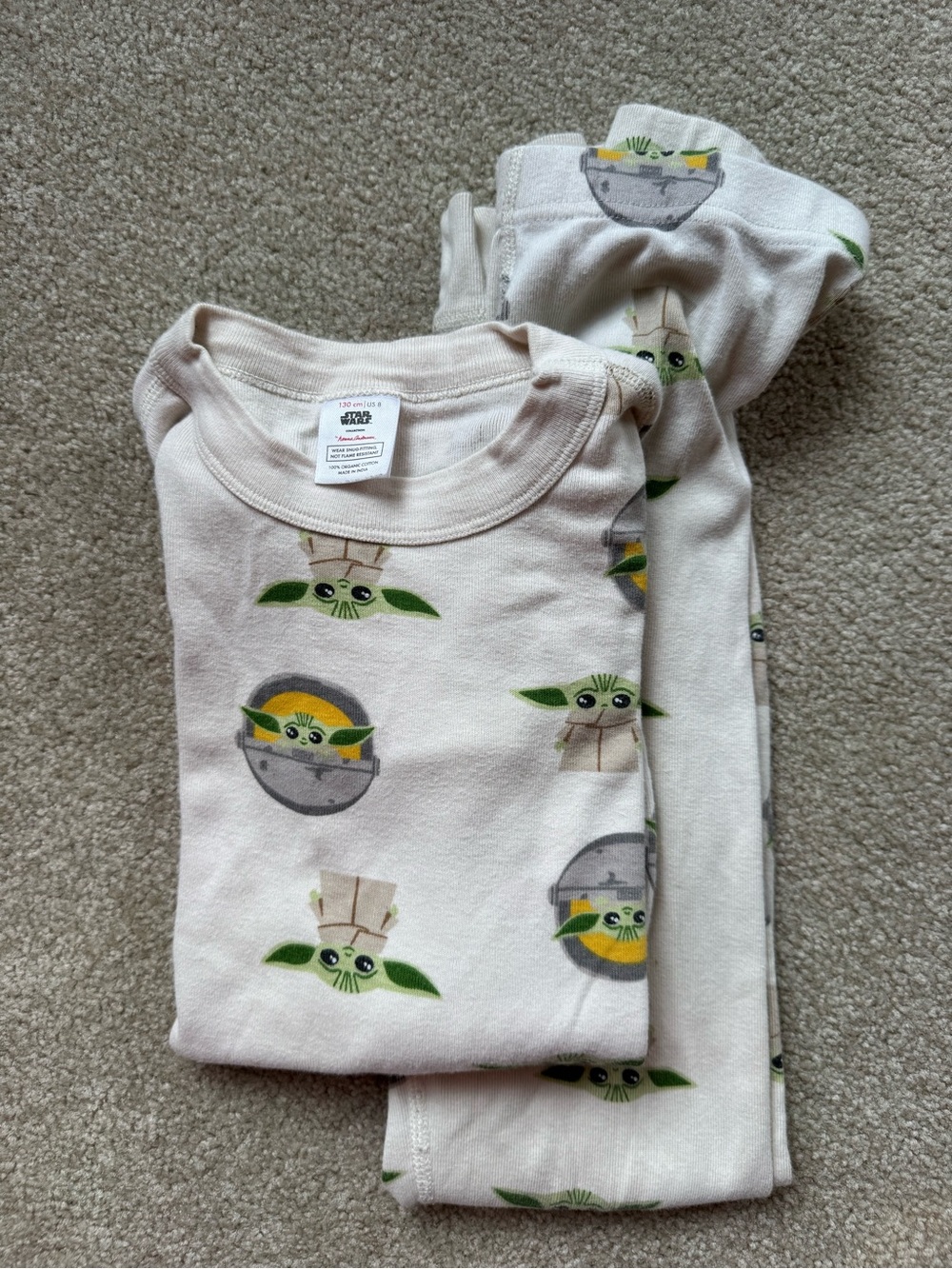 Hanna Andersson Cream Kids Pajama Set with Grogu/Baby Yoda print